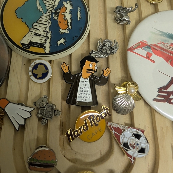 Lot Pinback Button Badges Lapel Pin Assorted Angel Pins Disney + - Picture 8 of 9